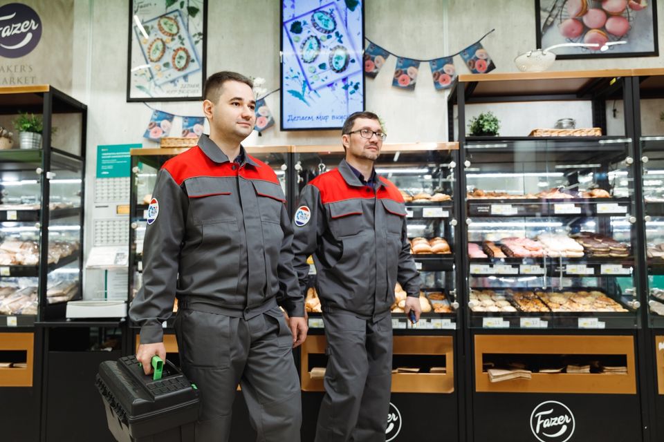 Инженеры ФАЛЬК на обходе магазина